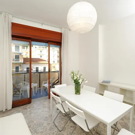 Apartament Tizi