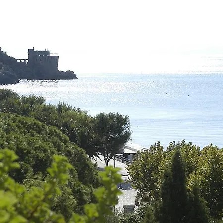 Apartment Tizi *